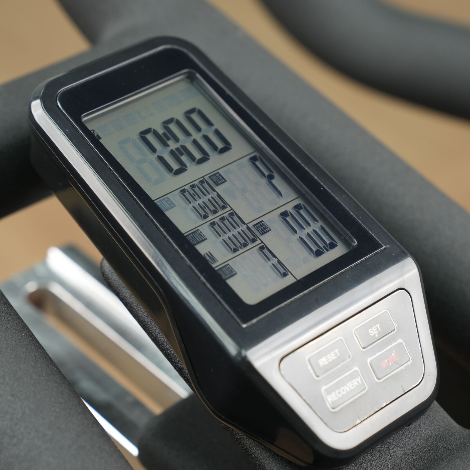 axox-fitness-sx5.0-spinning-bike-ax-sx5-5